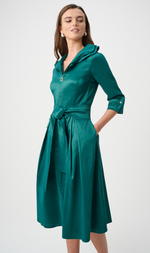 Cargar imagen en el visor de la galería, VESTIDO MIDI VERDE ESMERALDA CON CINTURON LAZADA
