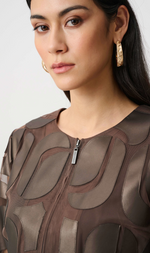 Cargar imagen en el visor de la galería, CHAQUETA ELEGANTE DE CORTE RECTO EN COLOR CHOCOLATE
