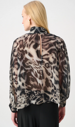 Cargar imagen en el visor de la galería, BLUSA CON ESTAMPADO ANIMAL CON LAZO
