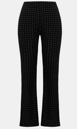 Cargar imagen en el visor de la galería, PANTALON SEMITROMPETA CHISPITA, COLOR NEGRO
