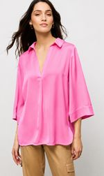 Cargar imagen en el visor de la galería, BLUSA CAMISERO SATEN
