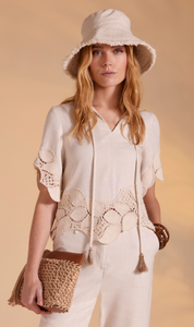 TOP BEIGE CROCHET