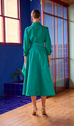 Cargar imagen en el visor de la galería, VESTIDO CAMISERO MIDI VERDE

