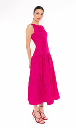 Cargar imagen en el visor de la galería, VESTIDO FUCSIA BROCADO

