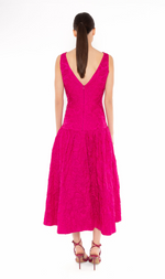 Cargar imagen en el visor de la galería, VESTIDO FUCSIA BROCADO
