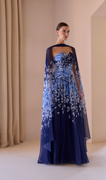Cargar imagen en el visor de la galería, VESTIDO LARGO GASA CON CAPA
