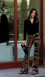 Cargar imagen en el visor de la galería, PANTALÓN TERCIOPELO ESTAMPADO GEOMÉTRICO
