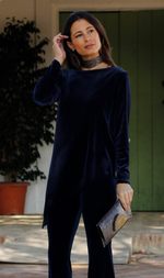 Cargar imagen en el visor de la galería, TOP ASIMÉTRICO TERCIOPELO AZUL NOCHE
