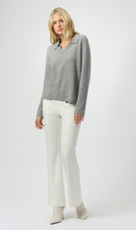 Cargar imagen en el visor de la galería, POLO CASHMERE GRIS PERLA
