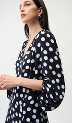 Cargar imagen en el visor de la galería, VESTIDO MIDI  LUNARES GASA CRUZADA TOP
