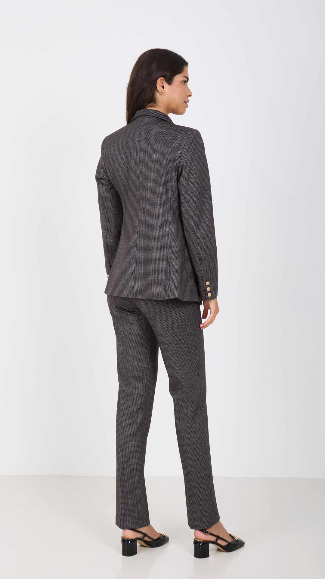 PANTALÓN GRIS CUADRITOS