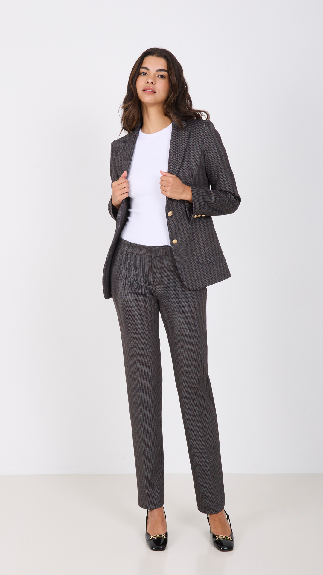 PANTALÓN GRIS CUADRITOS
