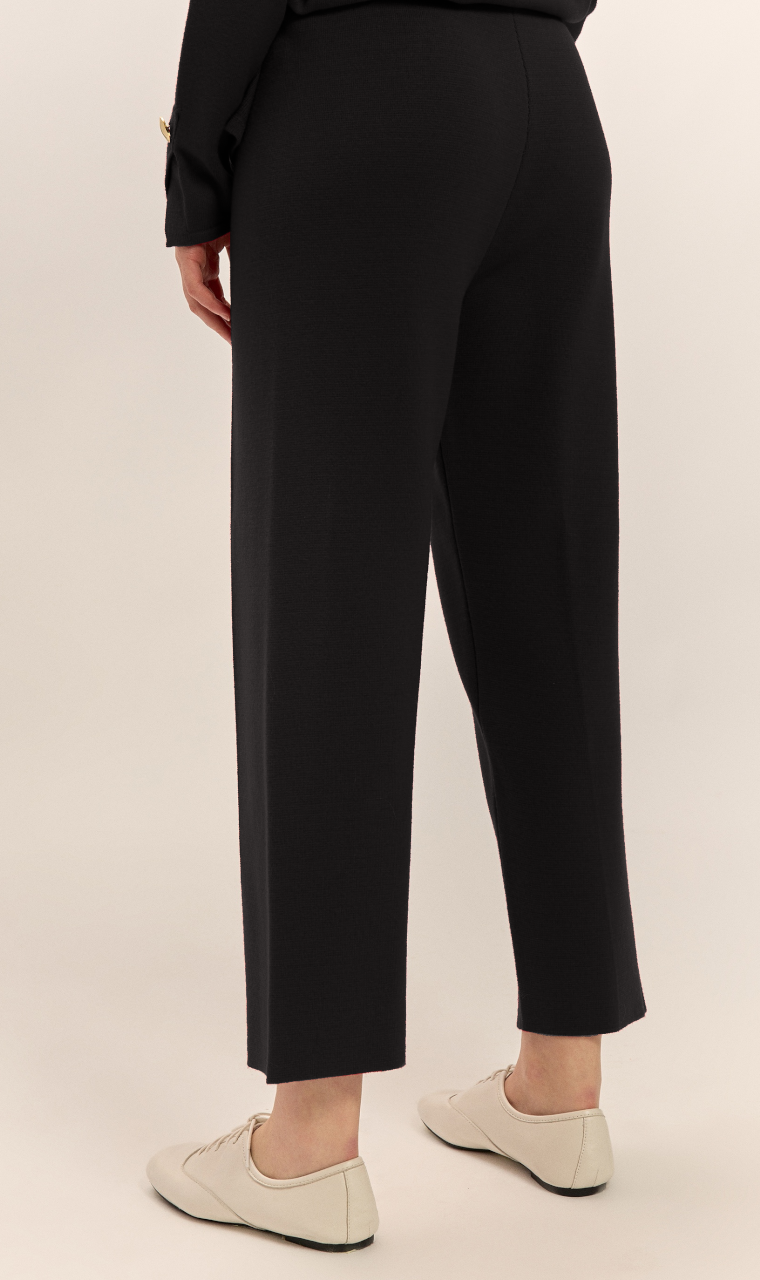 PANTALÓN PUNTO NEGRO