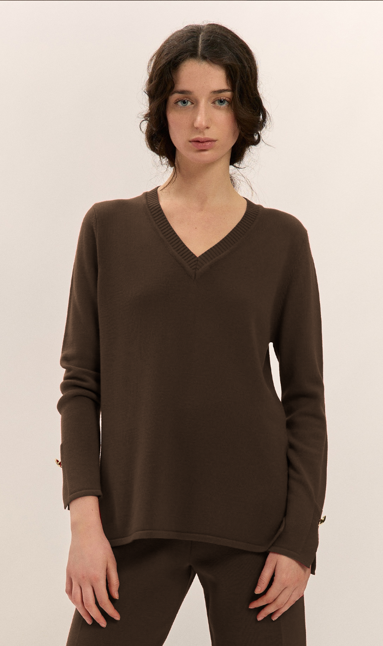 SUÉTER ESCOTE V MARRÓN