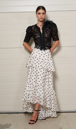 Cargar imagen en el visor de la galería, CHAQUETA ENCAJE NEGRA
