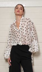 Cargar imagen en el visor de la galería, BLUSA ORGANZA LUNARES
