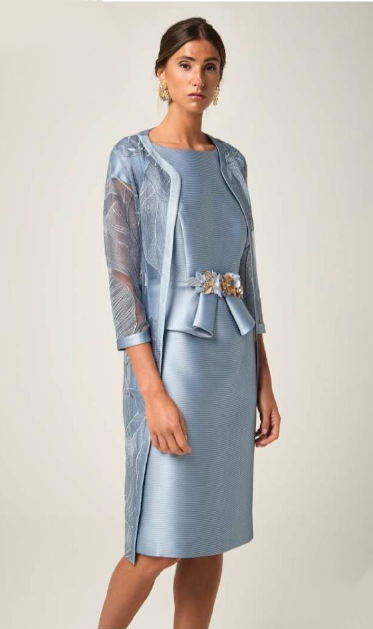 VESTIDO Y ABRIGO INVITADA AZUL CIELO