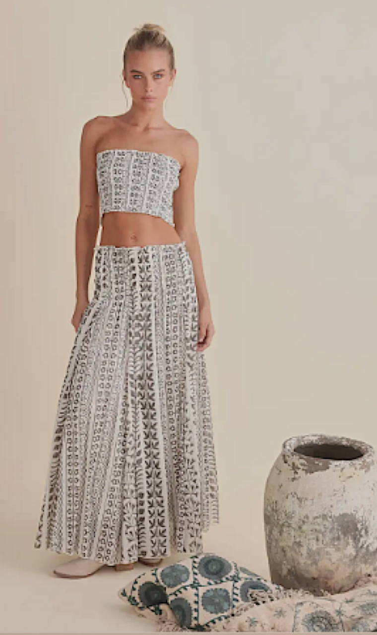 FALDA LARGA ESTAMPADO BLANCO Y GRIS