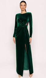 Cargar imagen en el visor de la galería, VESTIDO LARGO TERCIOPELO CON ABERTURA LATERAL COLOR ESMERALDA
